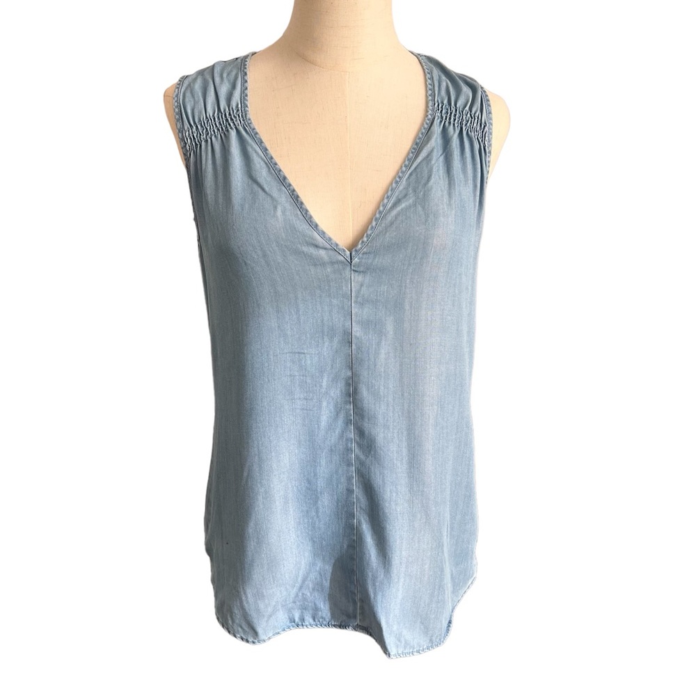 Gap 1969 Women’s V-Neck Smocked Chambray Sleeveless Tank Top | Size M